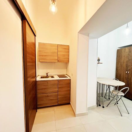 Light Rooms Naples Exterior photo